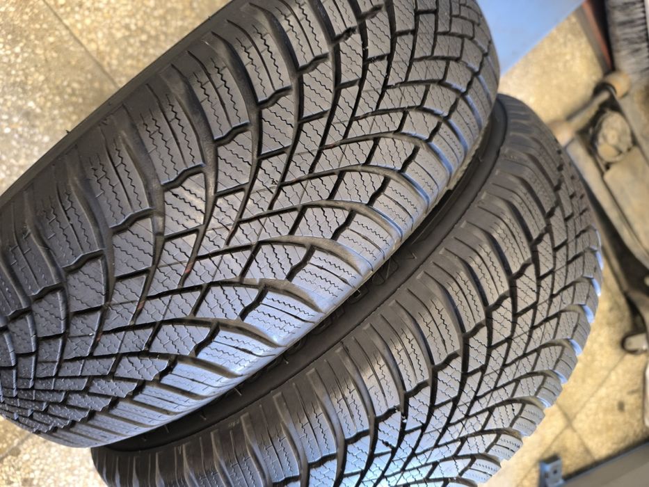 175 65 15 Bridgestone Зимни 2бр.