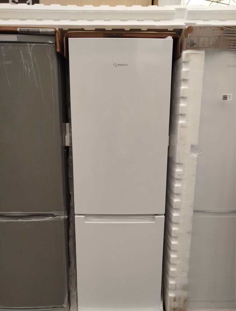 Холодильникe Indesit Все модели есть (сборка Россия) Доставка Бонус