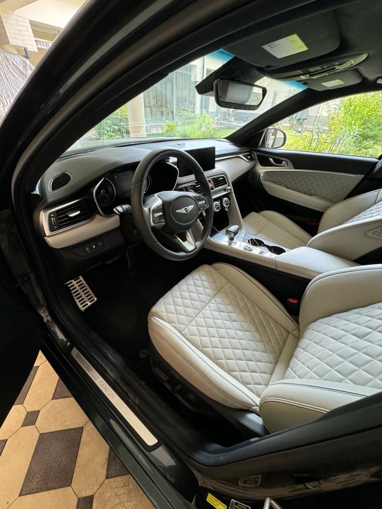 Genesis G70 3.3T sport 2023  единственный в Ташкенте
