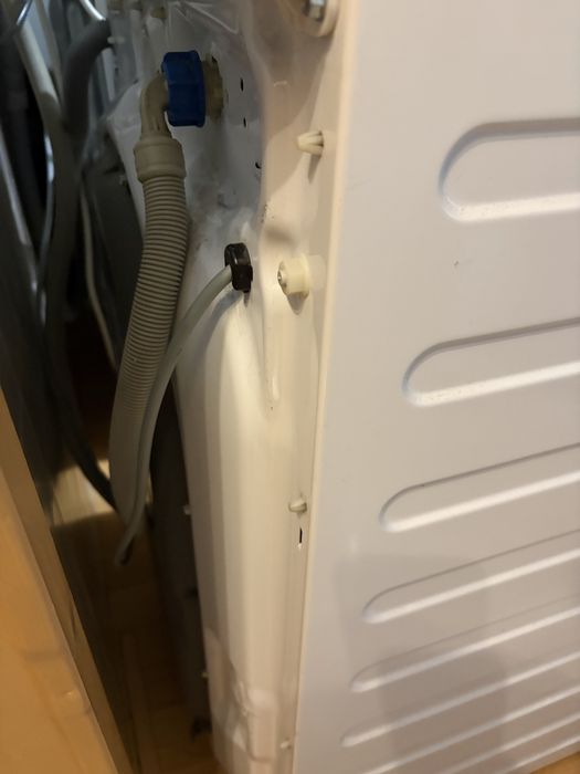 Пералня със сушилня AEG