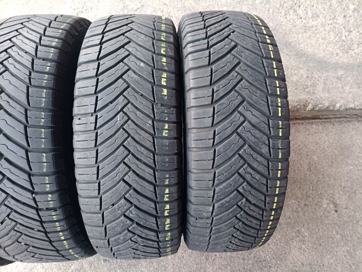 4 anvelope AllSeason Michelin 215/65 R16C dot 3320