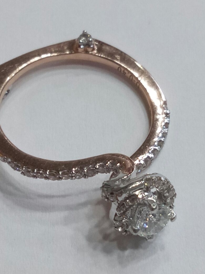 Vind inel design deosebit din aur roze de 14kt cu diamante