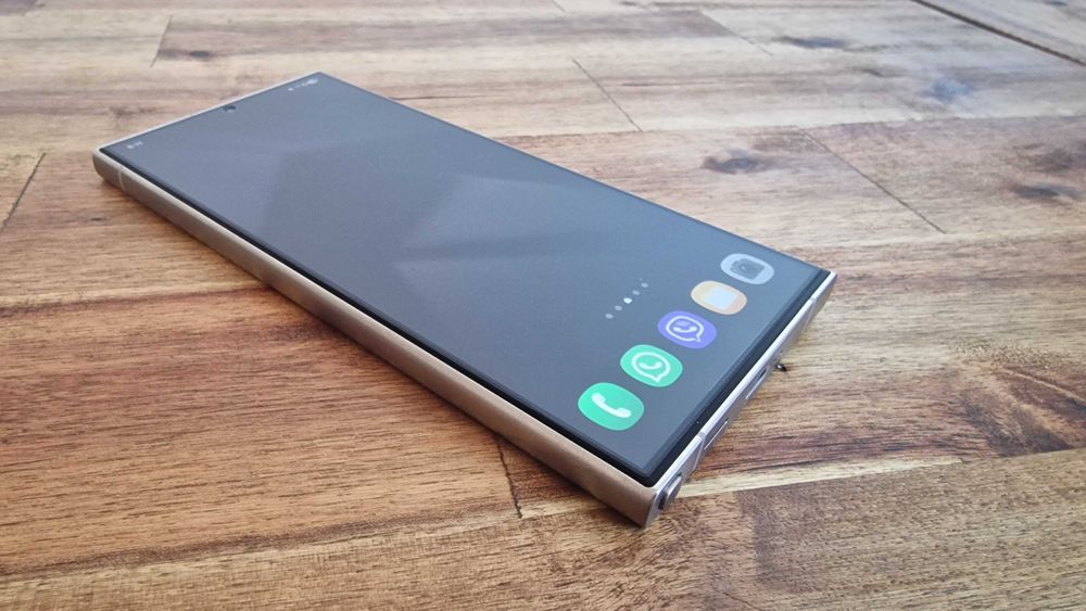 Samsung Galaxy S24 ULTRA 256 GB Перфектно състояние