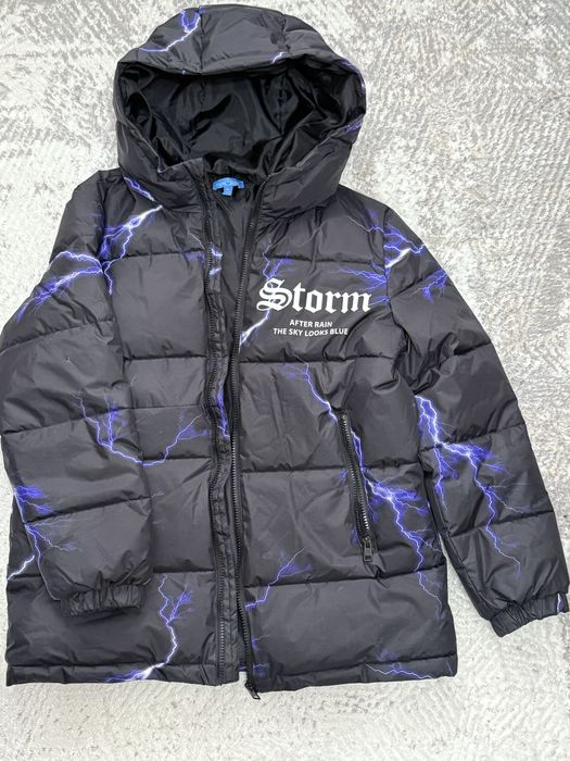 Поодам куртку на мальчика