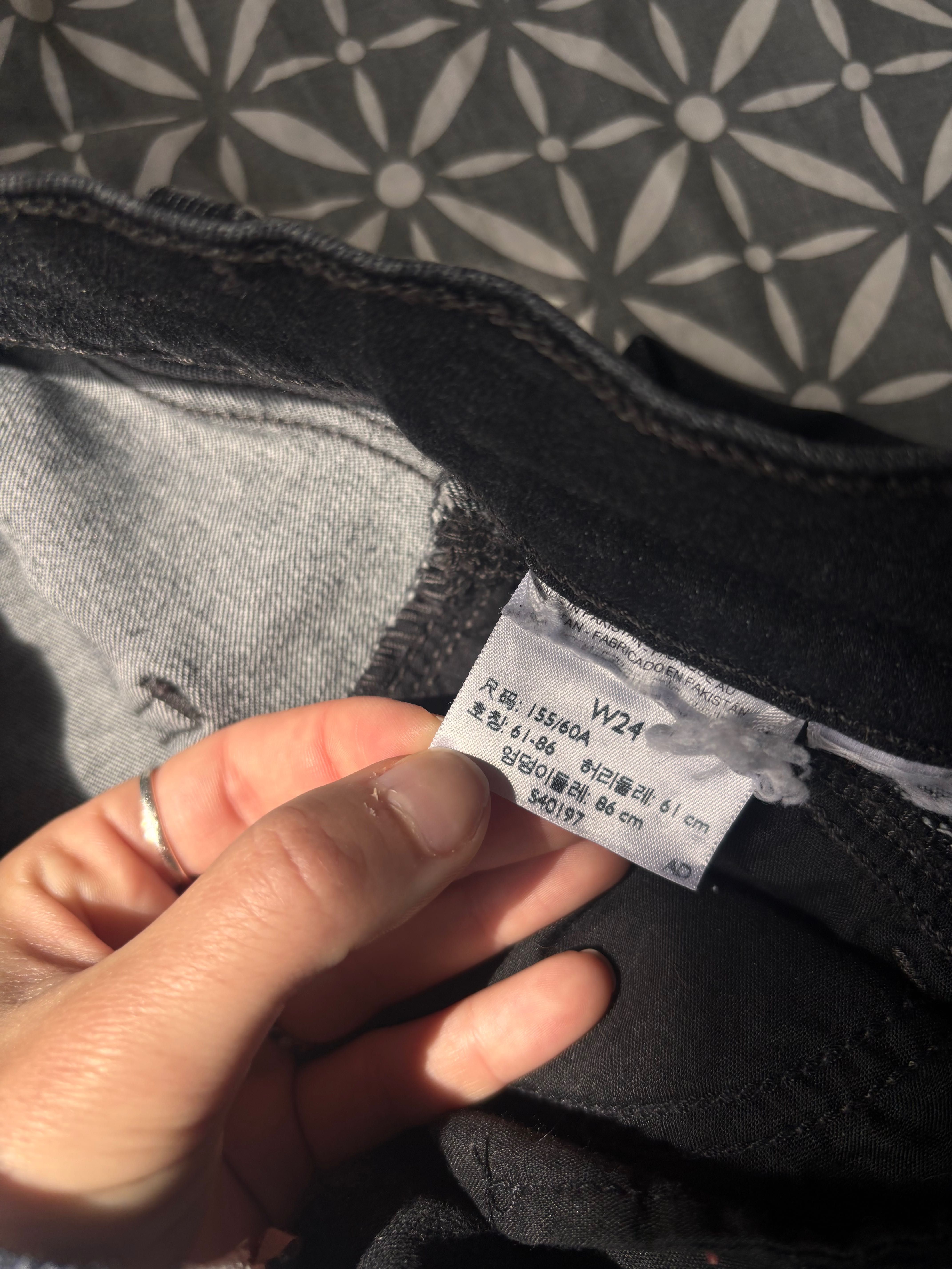 Ливай Levis скини оформящи дънки