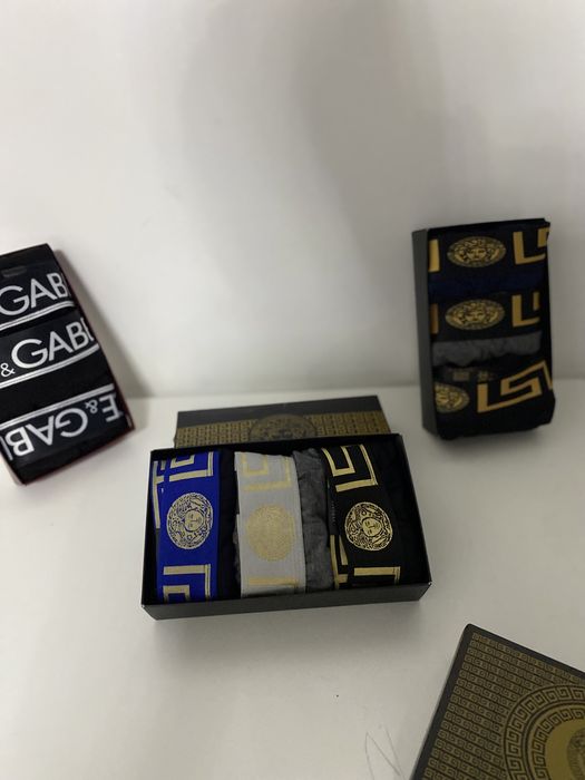 Boxeri versace 3 la set 80 lei