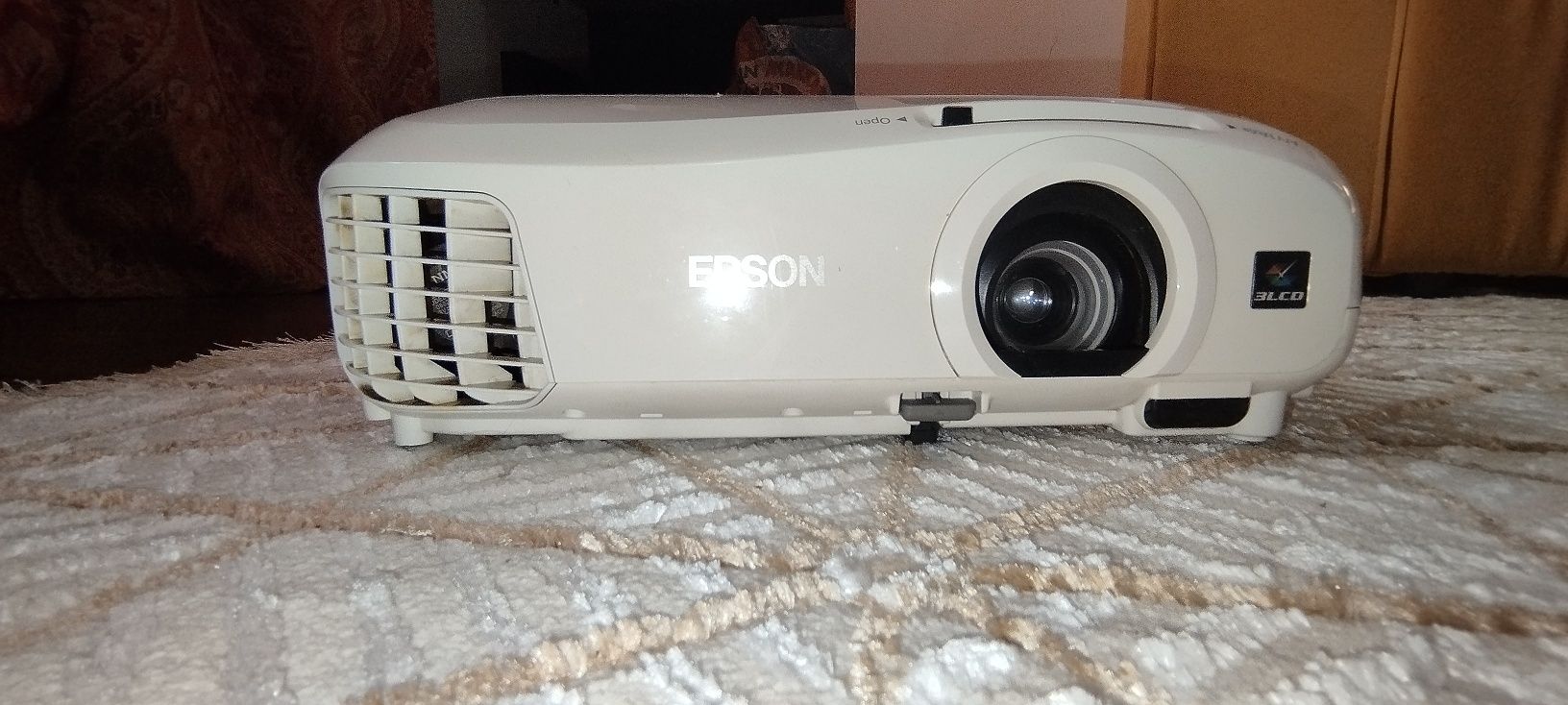 БУ Проектор EPSON EH-TW5210 full HD 1080 3D