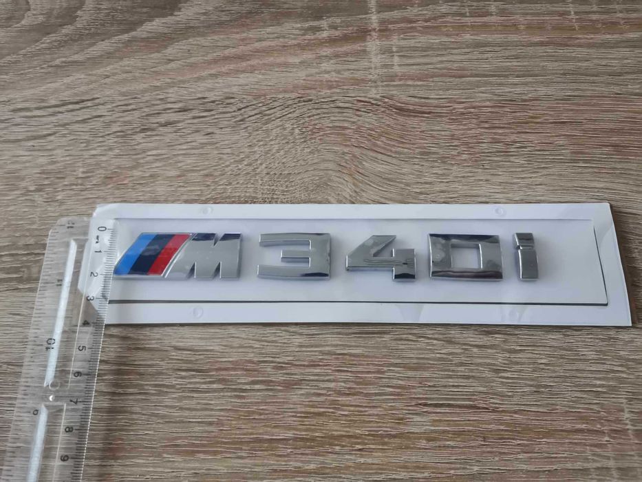 БМВ BMW М340i сребриста емблема лого