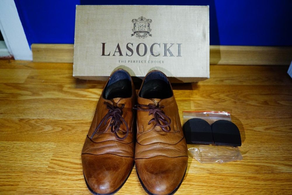 OFERTĂ! Pantofi maro eleganți din piele naturala LASOCKI Oxford