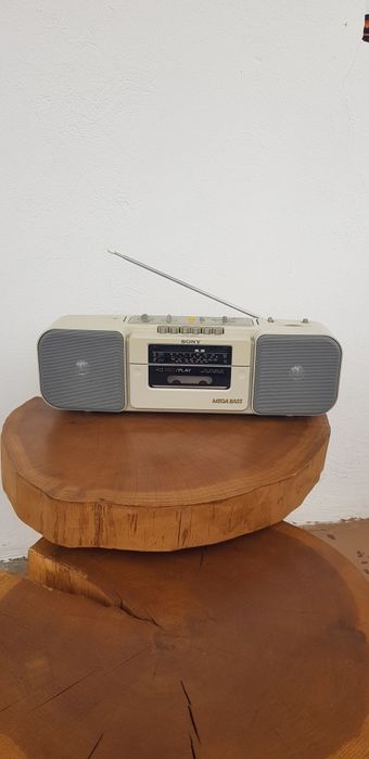 Radio casetofon Sony CFS 208L