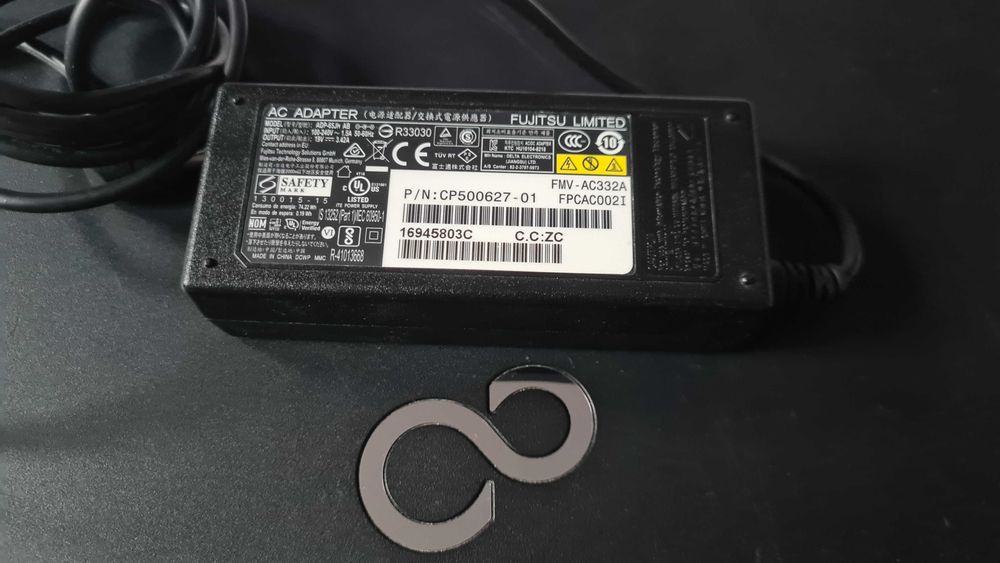 15.6 инча висок клас лаптоп внос от Германия