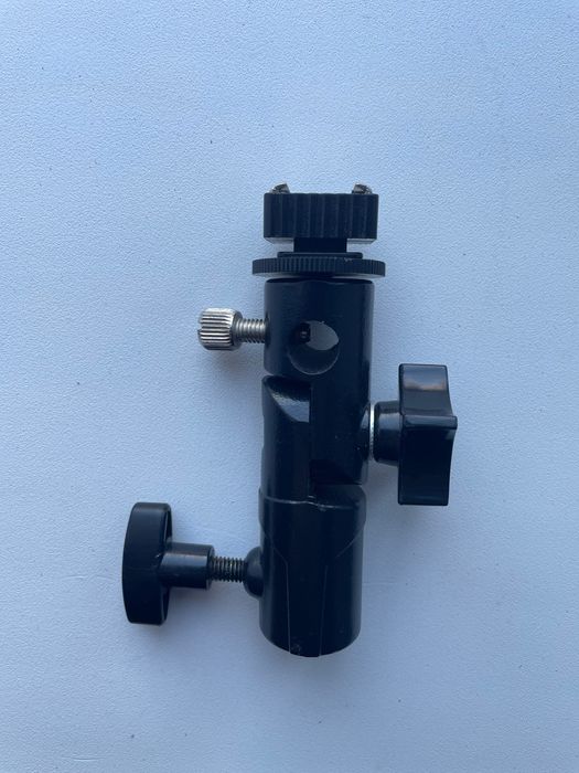 Кронштейн крепление адаптер для вспышки и зонта