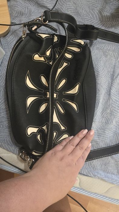 Disigual чанта черна почти неизползвана