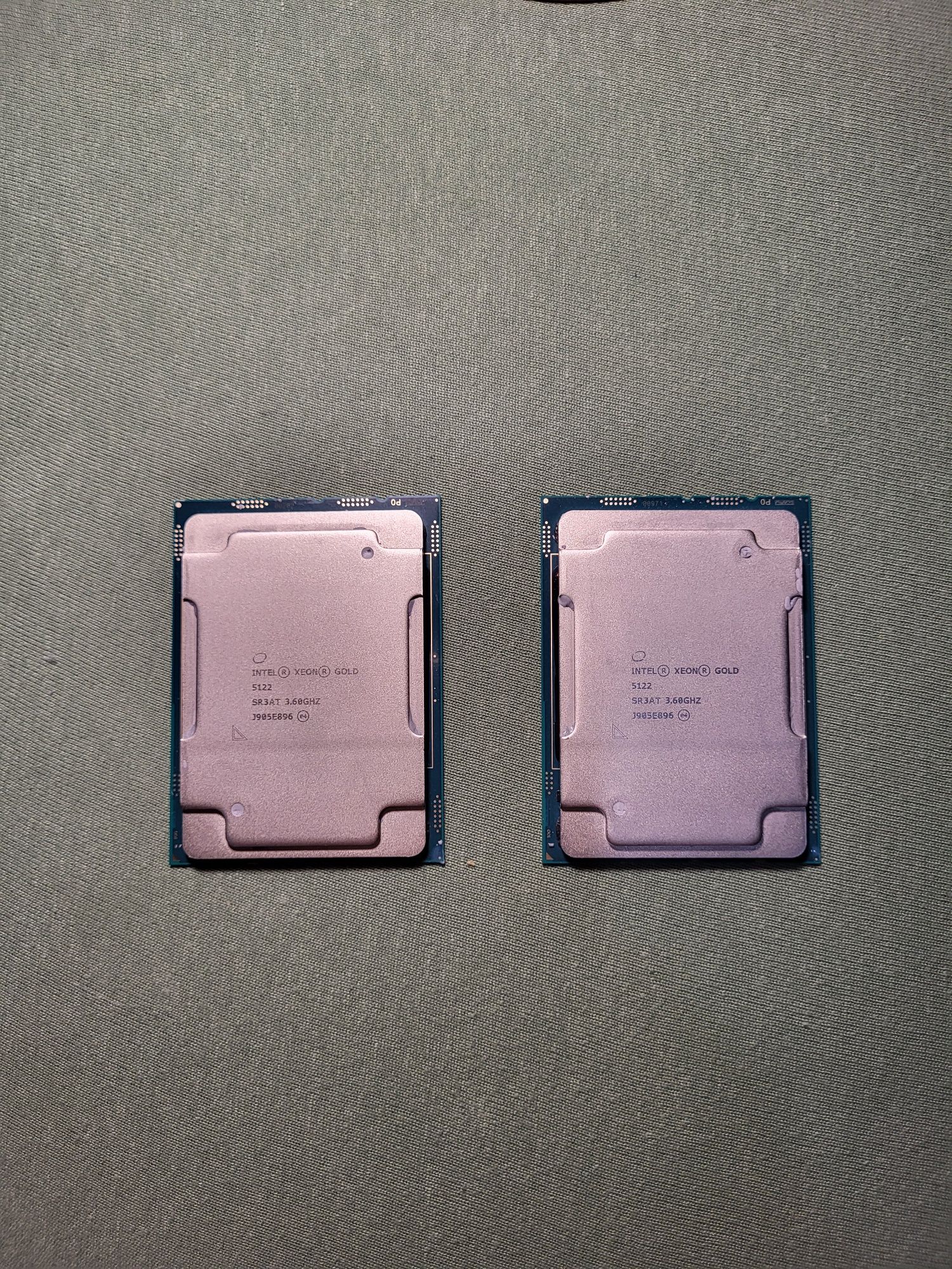 2 x Procesor intel Xeon Gold 5122 LGA3647 3,7Ghz