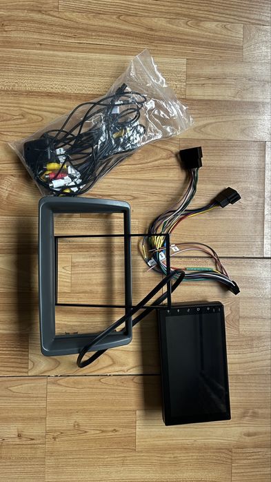 Авто медия ANDROID 14 2GB RAM 32 ROM 7 inch