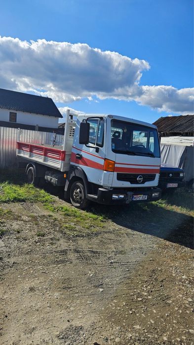 Nissan Atleon autobasculanta 3,5t 3.0d 2007