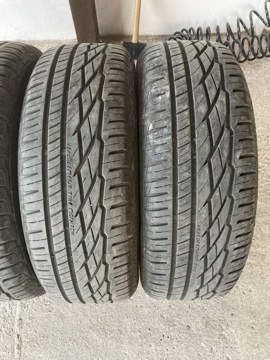 Лятни гуми 215-65-16