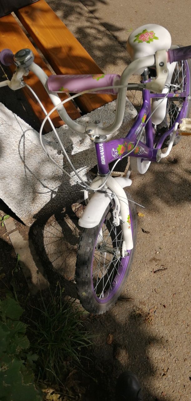Vând bicicleta fetița