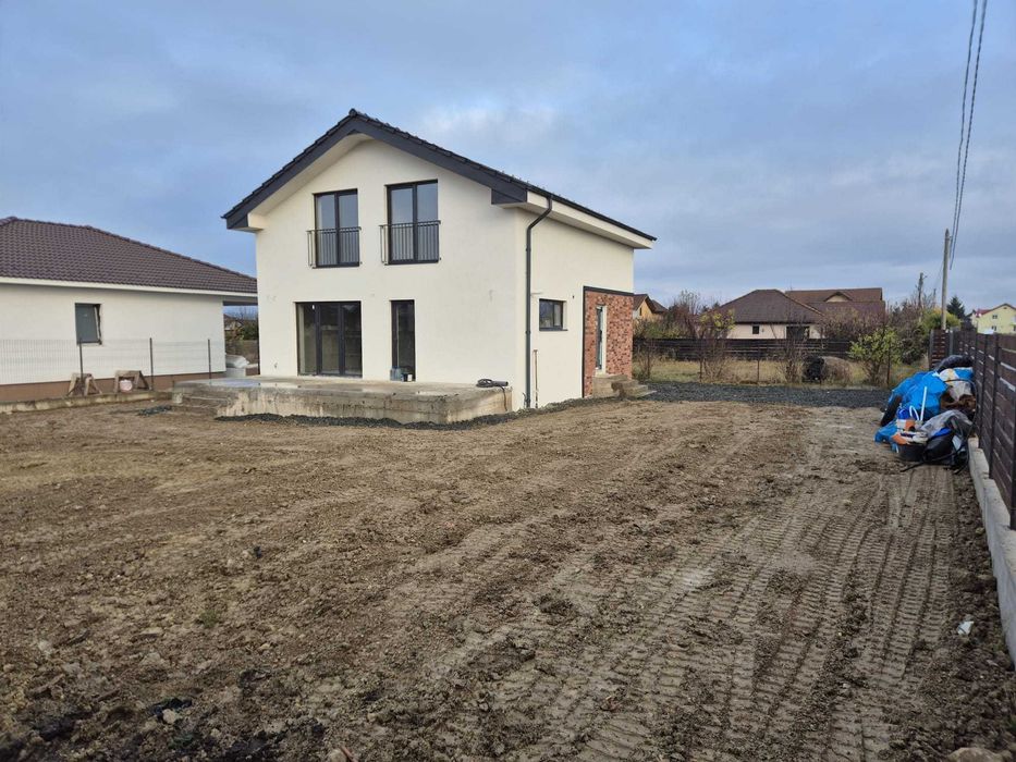 Casă de vânzare în Jucu de Sus, Cluj, modernă, perfectă pentru familie