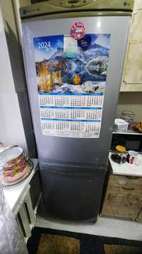 Холодильник LG " no frost"