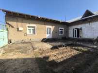 Srochno shaharda hovli uy sotiladi