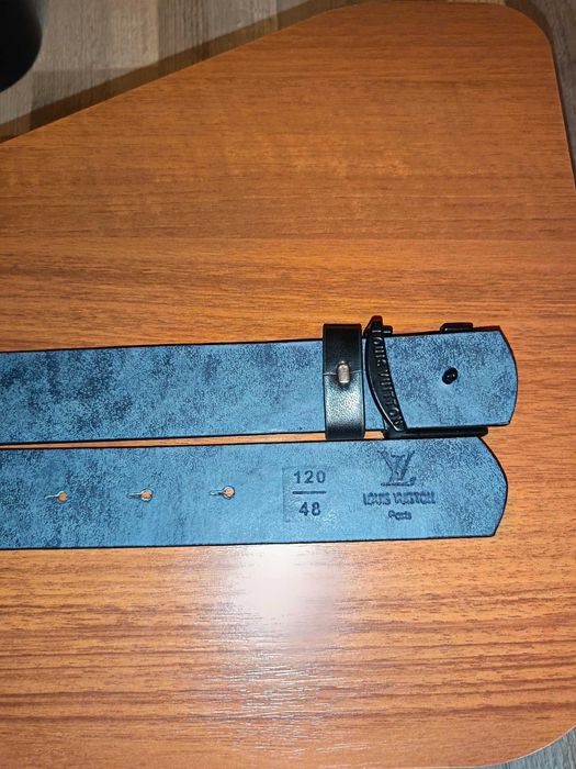 Louis Vuitton Колан