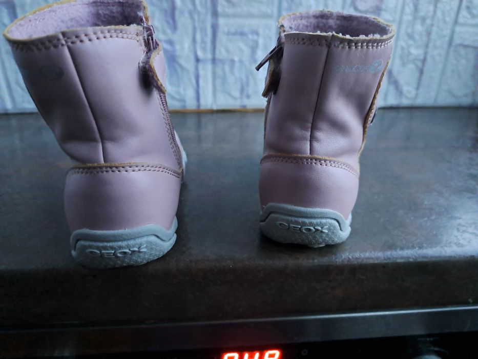 детски ботуши,зимни обувки,боти,апрески,Geox номер23 за момиче,геокс