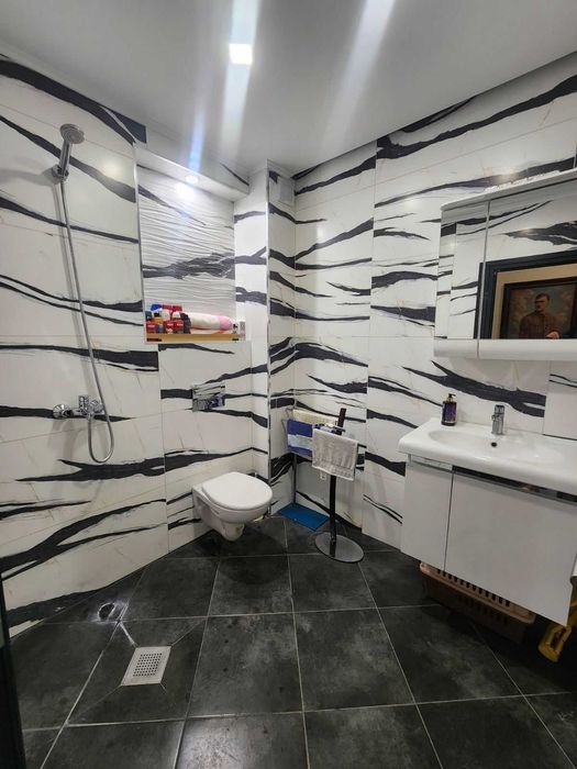 Продава се апартамент в центъра