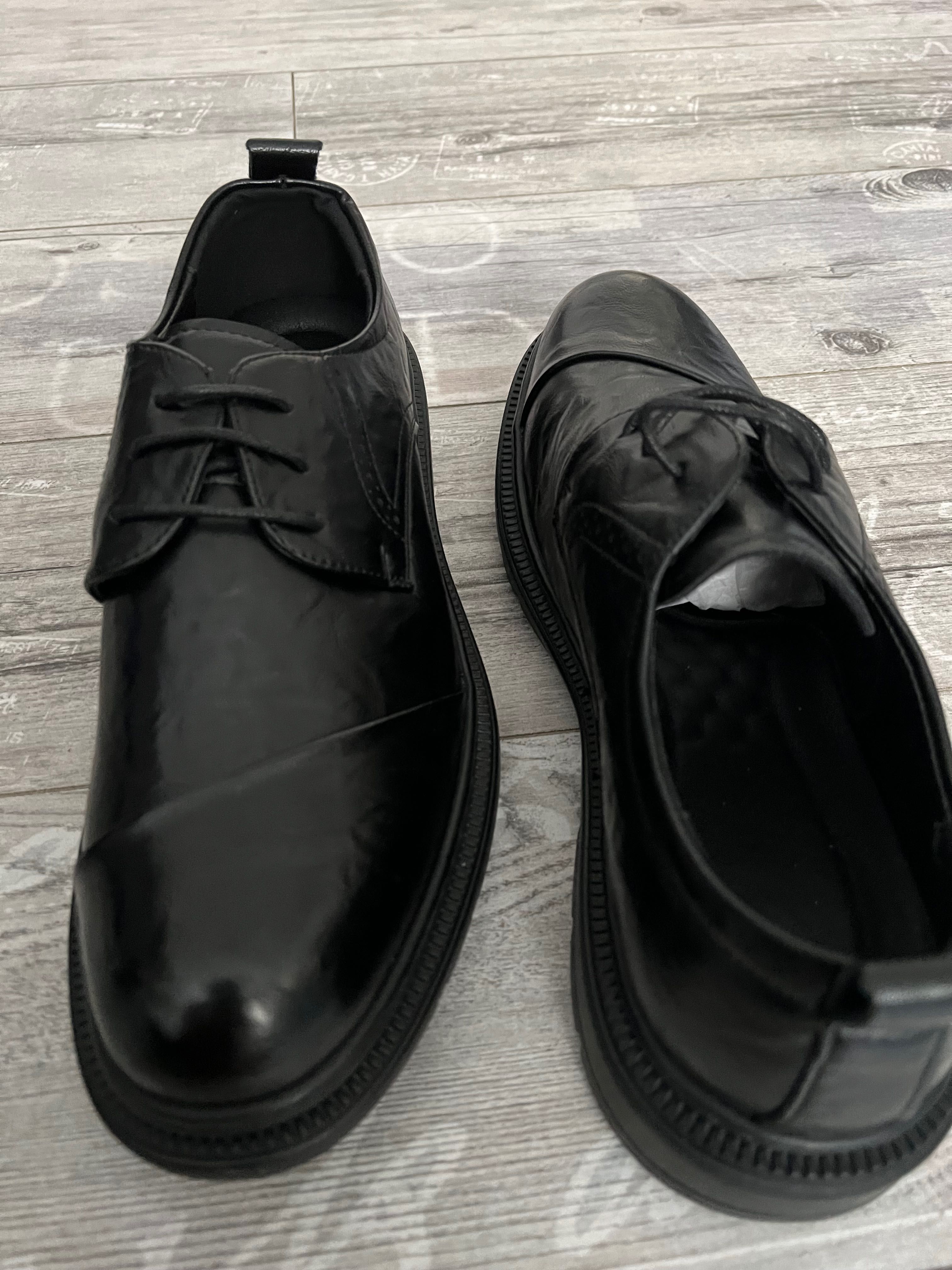 Pantofi noi din piele marimea 43