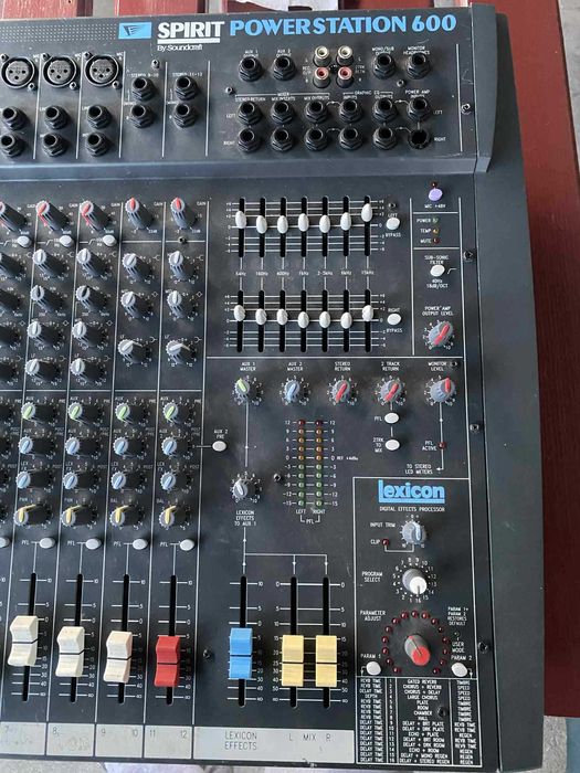 Mixer Amplificat Soundcraft