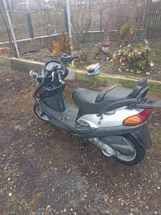 Scuter kymco motor 150