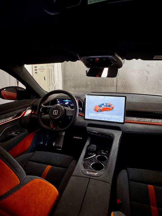 ZEEKR 001 Speed Orange