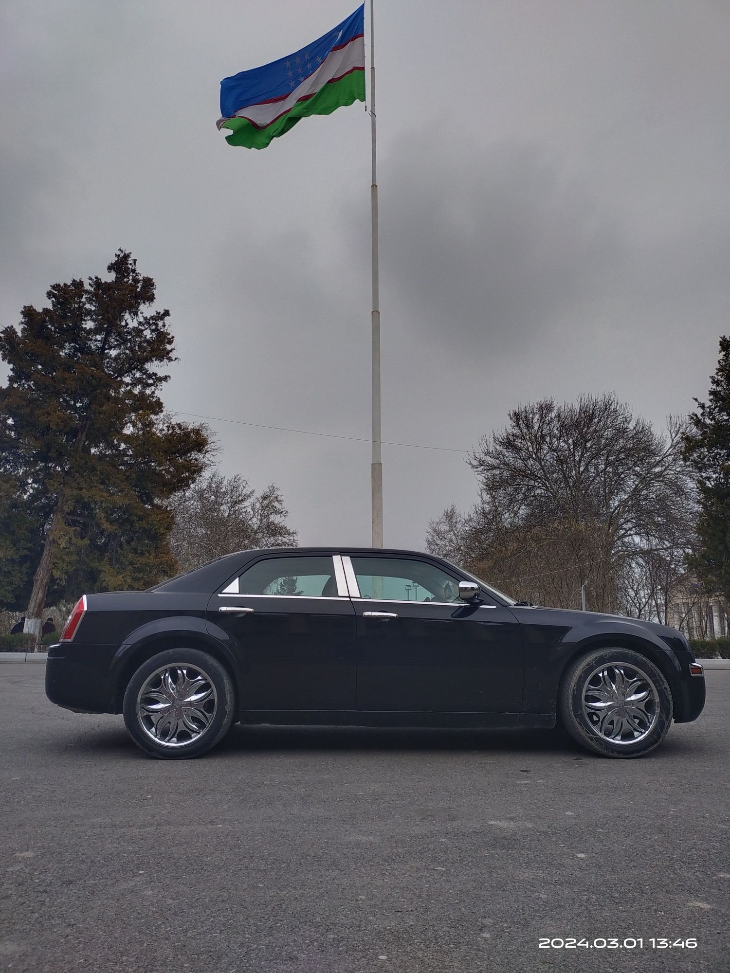 Крайслер 300с 2005йл