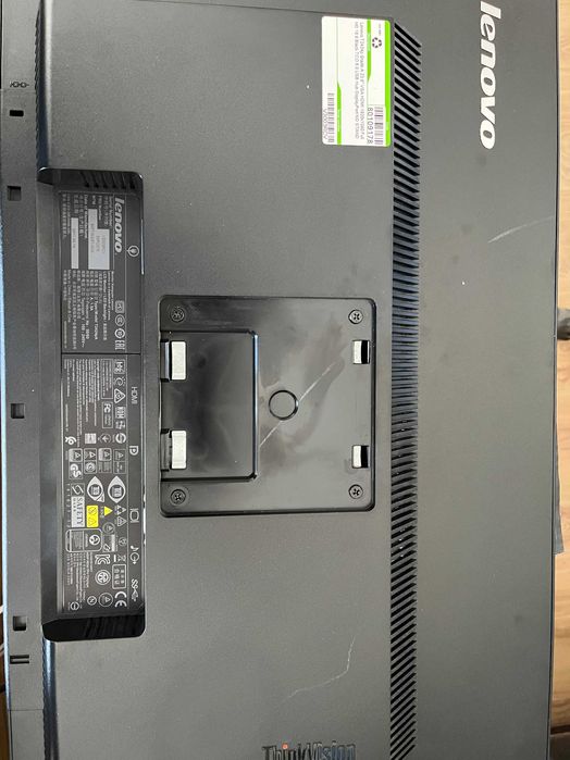 Продавам монитор Lenovo T2424p FHD 1920x1080