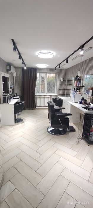 Сдам в аренду парикмахерское кресло