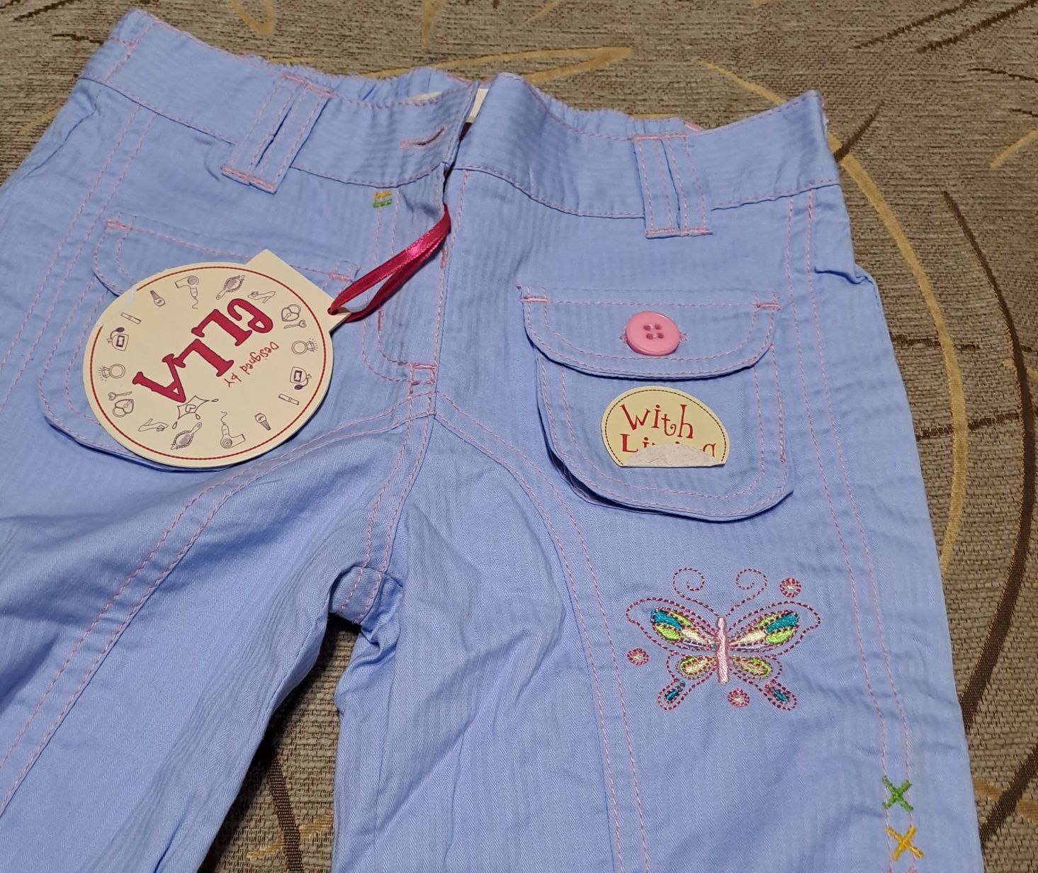 Детски панталон с бродерия