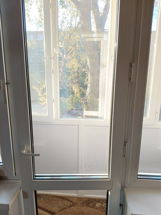 Продам 2 х комн квар. 3 мкр-7 дом- 2   этаж