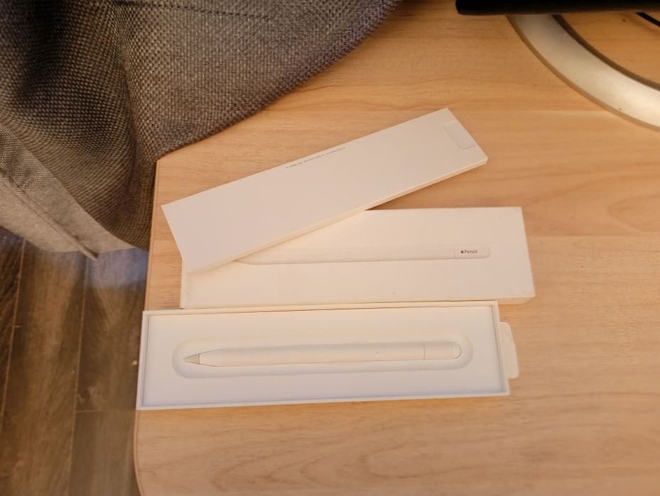 .Apple pencil 2nd gen