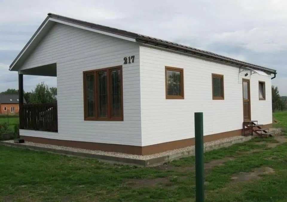 Vand casa modulara de vacanta 9.5m * 6m