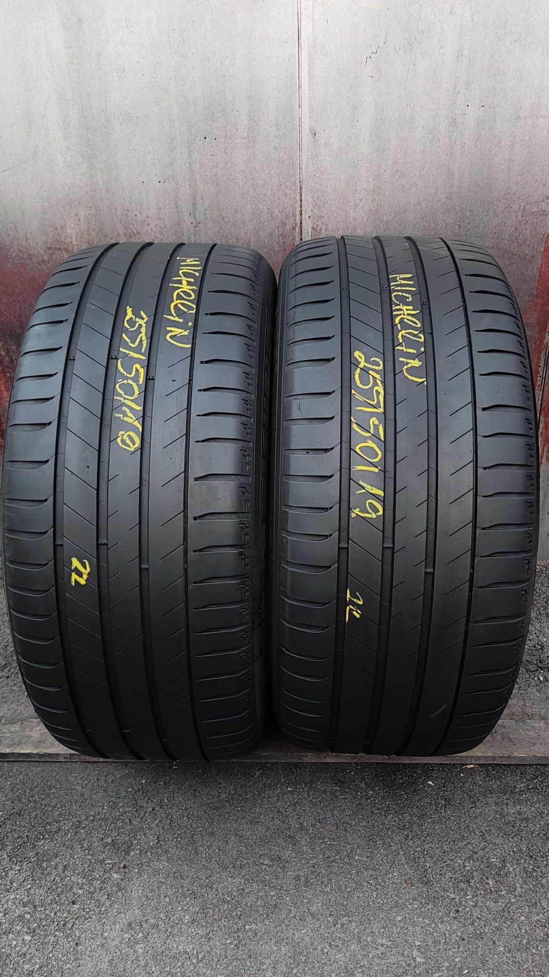 2бр. летни гуми 255/50/19 Michelin Latitude Sport 3, MO
dot22
6.9mm
До