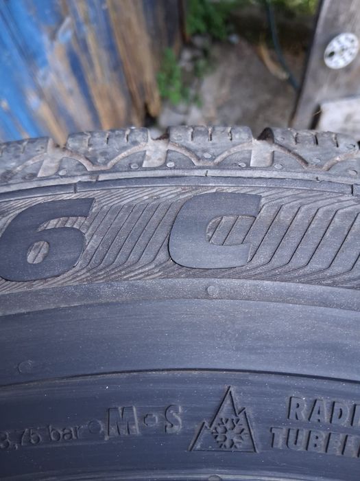 Cauciucuri de iarna T5 215:65:16