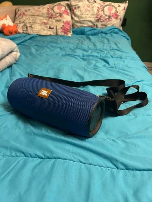 JBL тонколона (имитация)