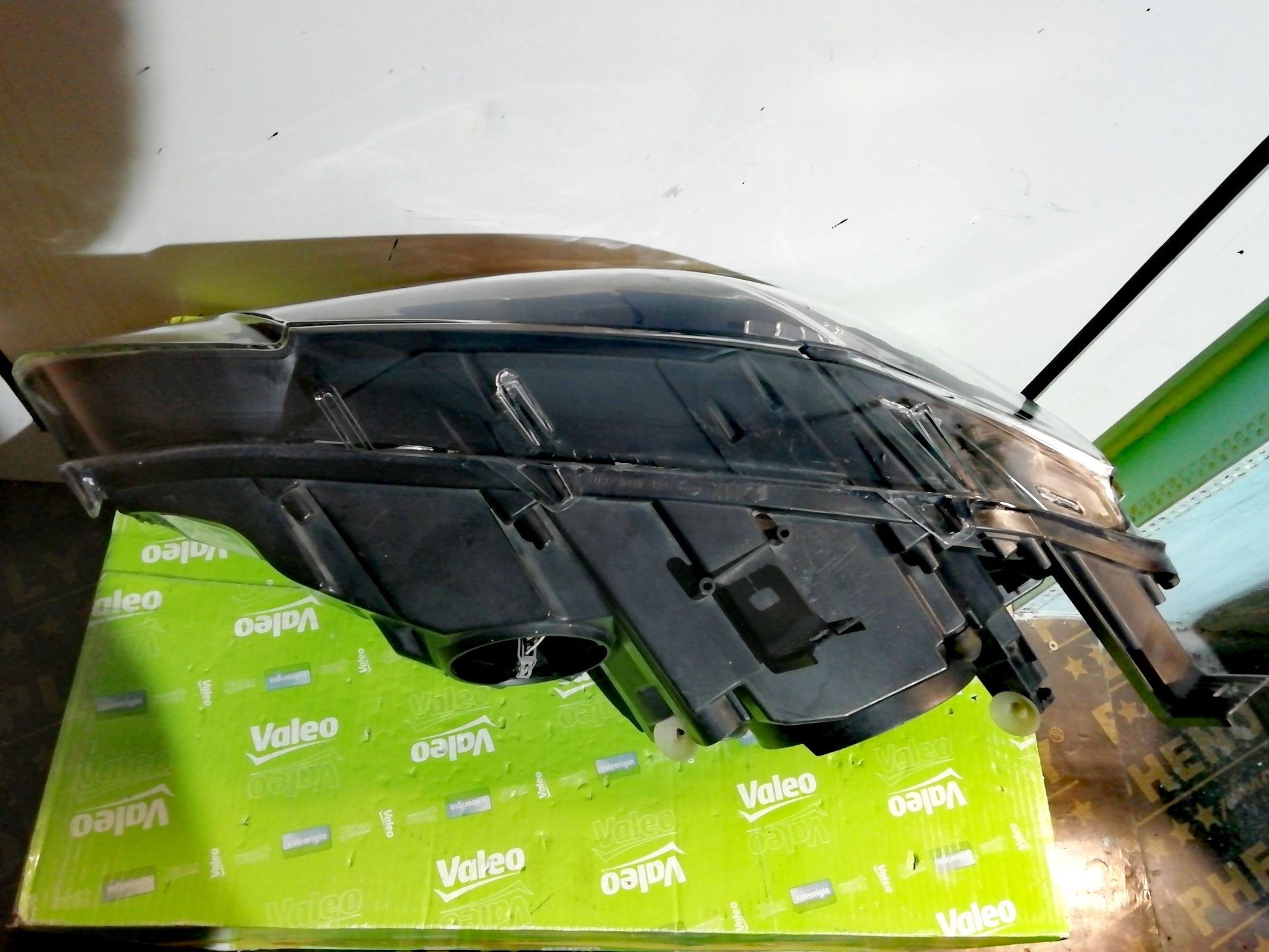 Фар Фарове за БМВ Х6 Е71 Е72 Х5 М Е70 / BMW X6 E71 E72 X5 M E70 Bi-Xen