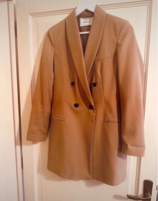 Sacou/Rochie Stradivarius