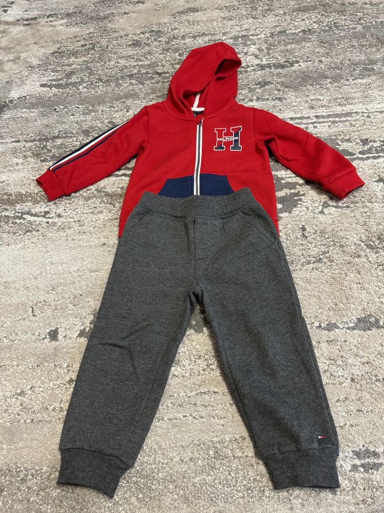 Tommy Hilfiger set bluza pantalon