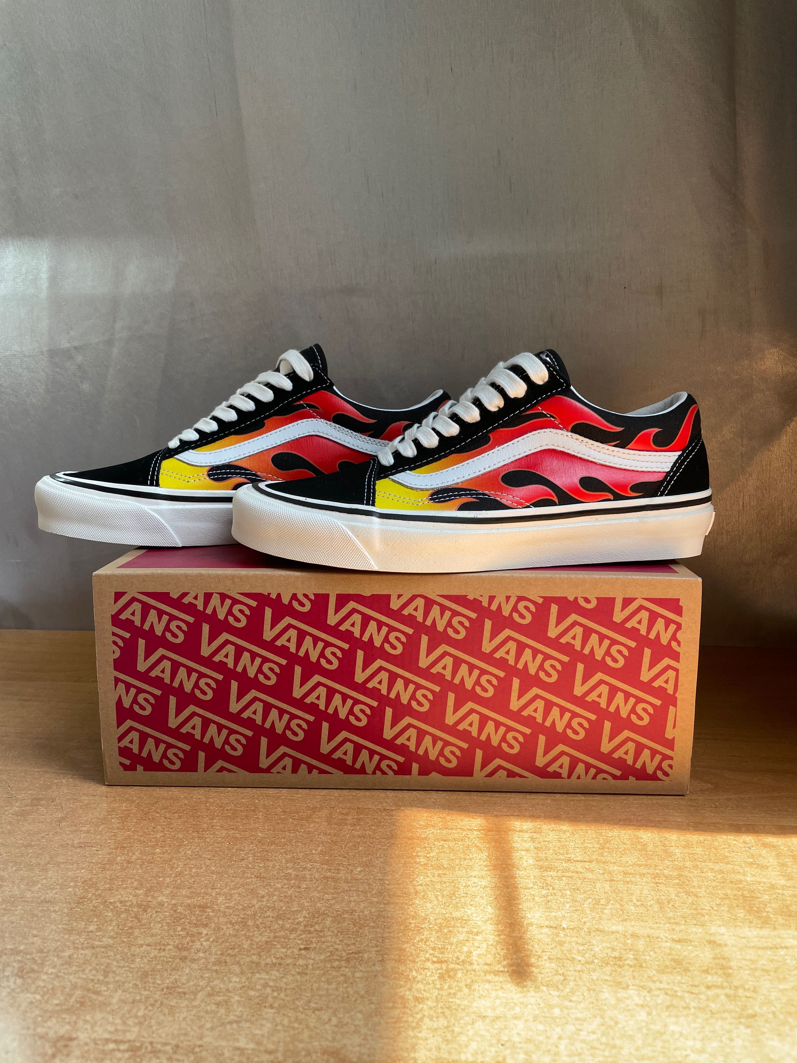 Vans old skool flame