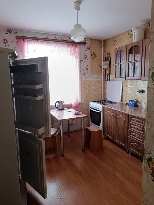 Продам 4 ком квартиру 20 микрорайон