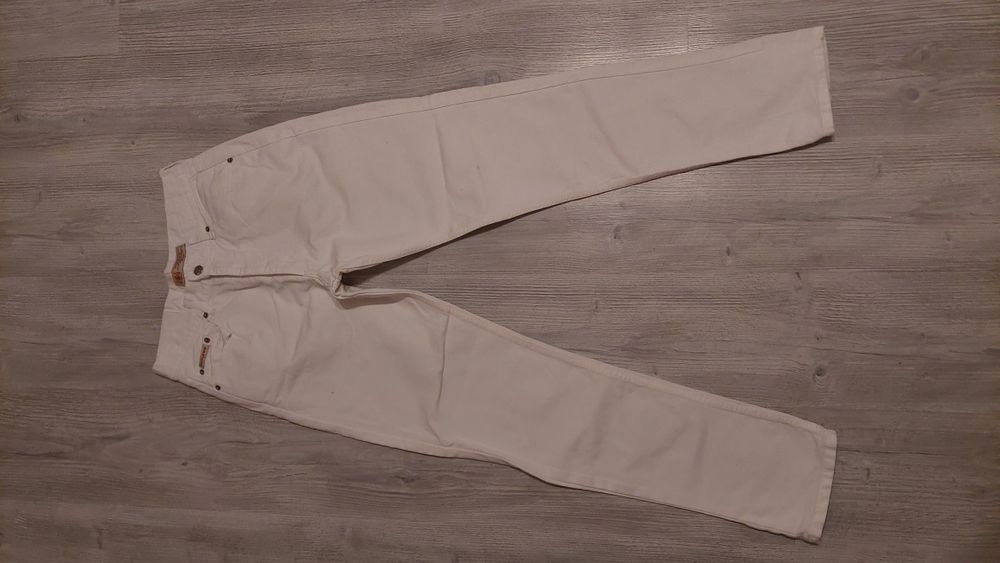 Pantaloni scurti/Lungi