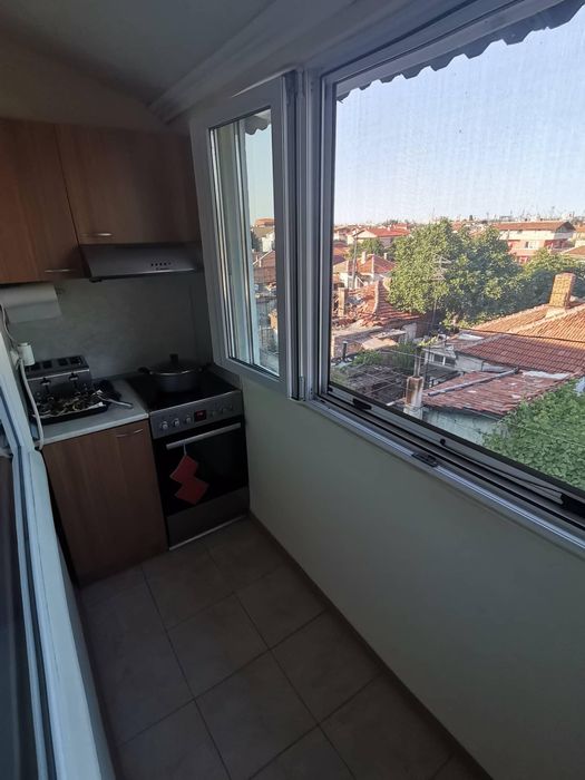 Продава се Тристаен апартамент в Бургас, Победа - 75 кв.м за 824 €/кв.м - Снимка #8