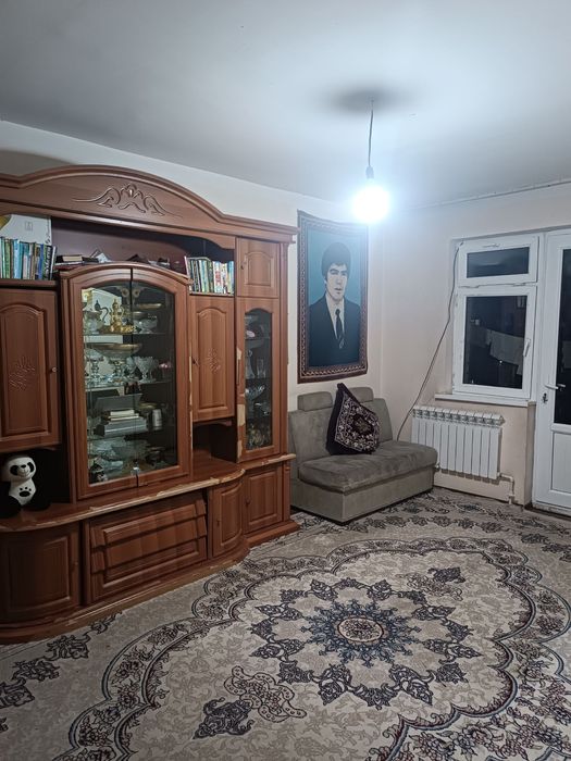 Sergeli 7A,3 xona 7 etaj skvoznoy srochno sotiladi